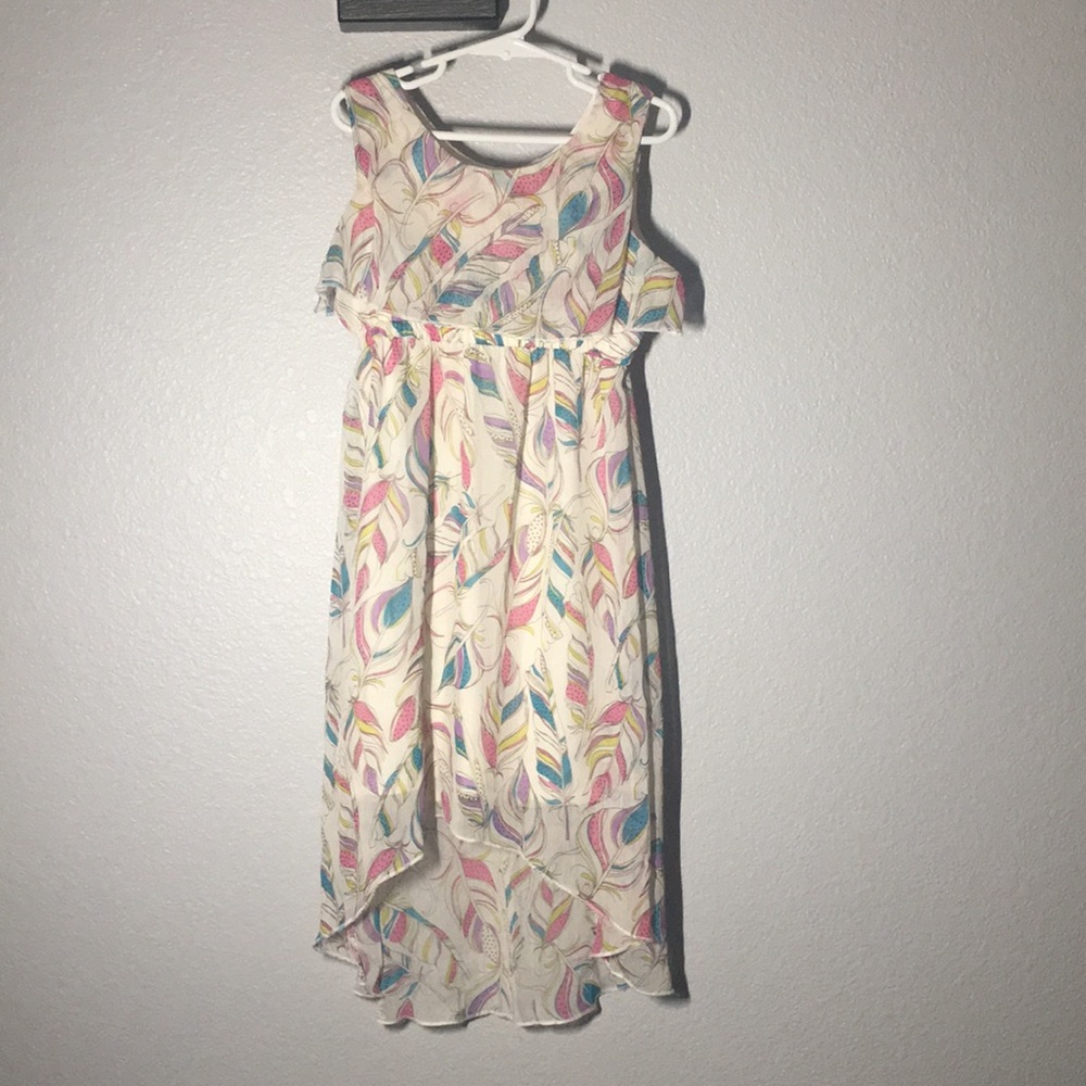 Girls ruffle feathers print dress